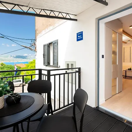 Masa Apartman *