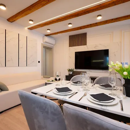Masa Apartman *